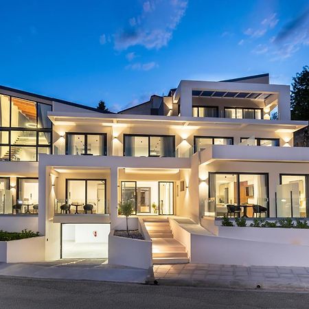 City Hill Luxury Apartments Janina Zewnętrze zdjęcie