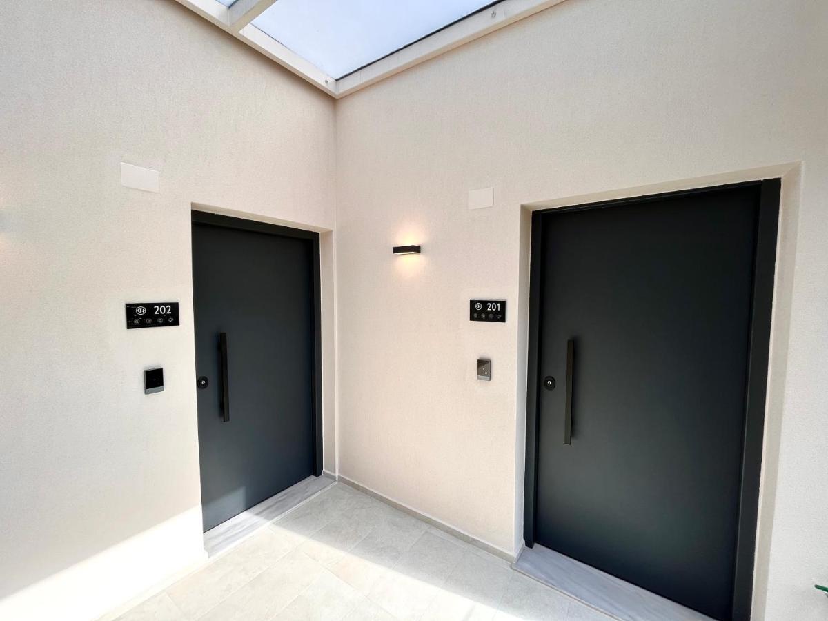 City Hill Luxury Apartments Janina Zewnętrze zdjęcie