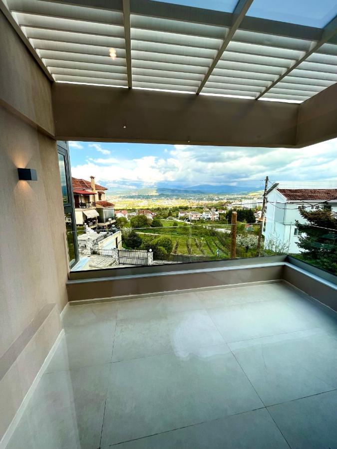 City Hill Luxury Apartments Janina Zewnętrze zdjęcie
