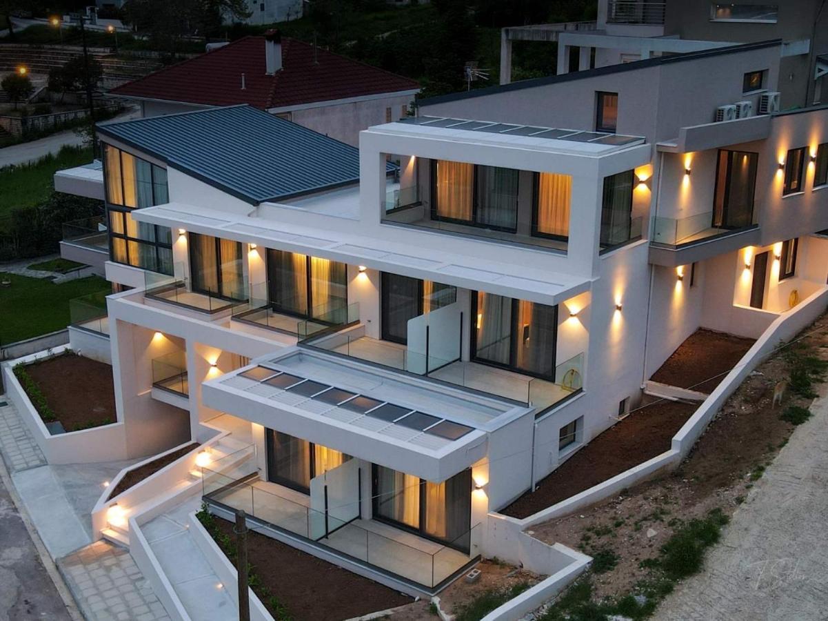City Hill Luxury Apartments Janina Zewnętrze zdjęcie