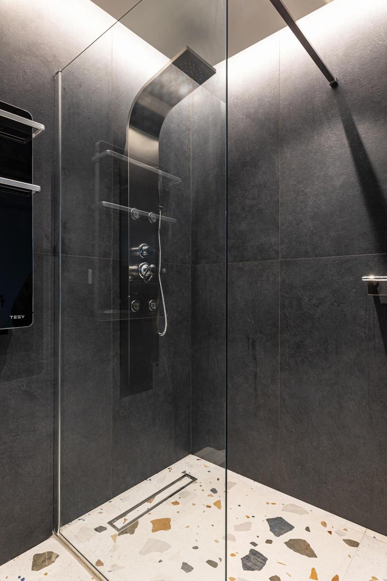 City Hill Luxury Apartments Janina Zewnętrze zdjęcie