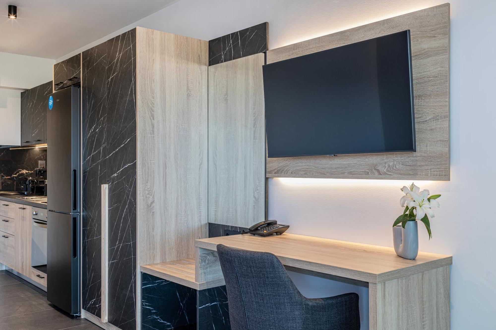 City Hill Luxury Apartments Janina Zewnętrze zdjęcie