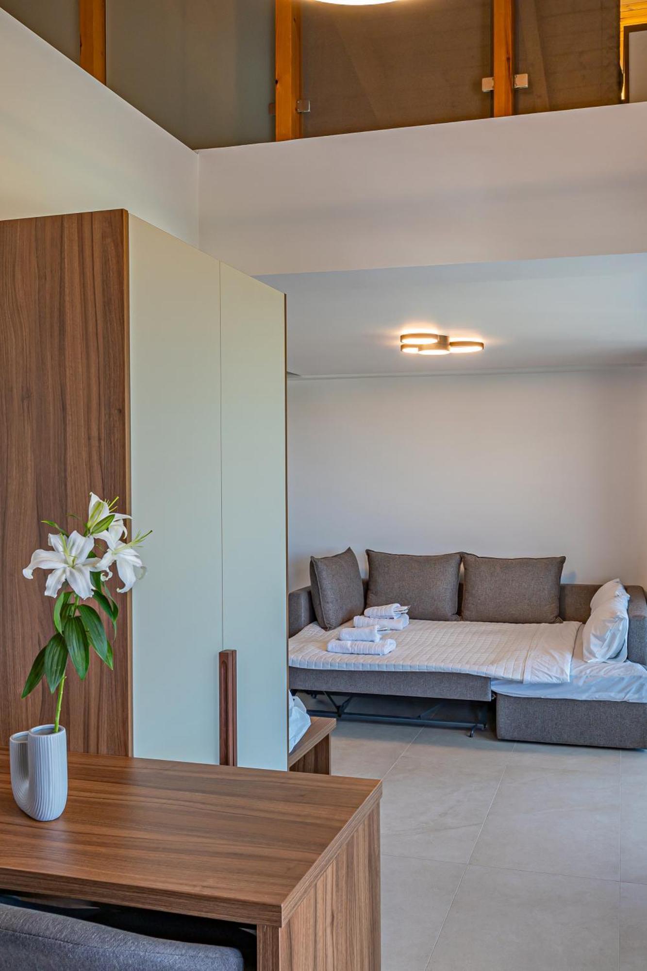 City Hill Luxury Apartments Janina Zewnętrze zdjęcie
